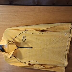 Iowa Hawkeyes XL unisex Under Armour Gold zip Front Shirt
